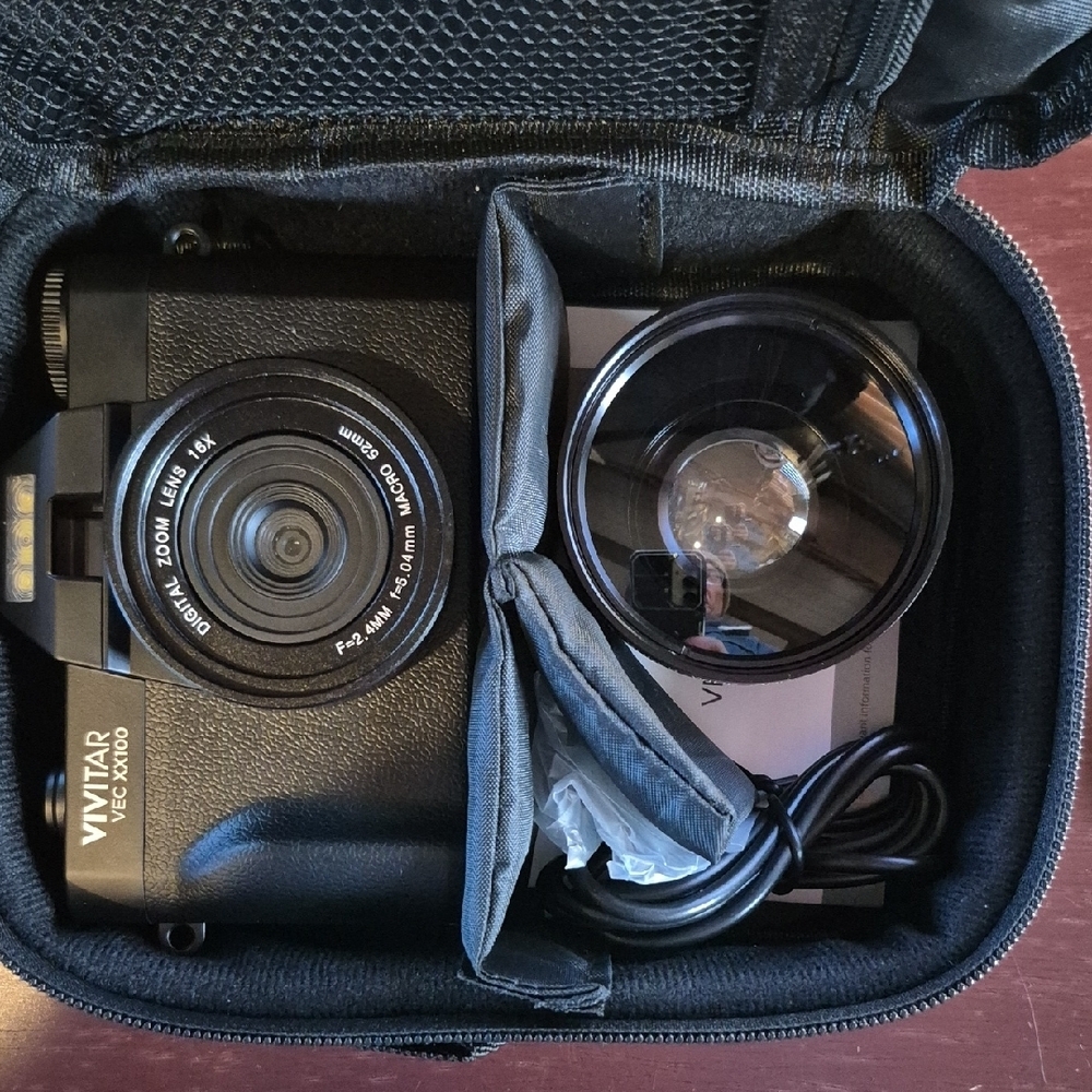Vivitar VEC XX100 Black 4K Wi-Fi Digital Camera - Picture 4 of 5